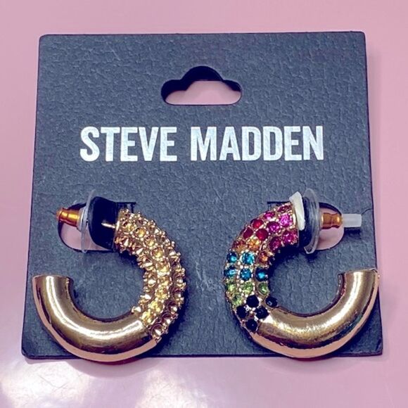 💛 New! Steve Madden Asymmetrical Multi Colour Crystal Gold Hoop Earrings - Picture 1 of 2